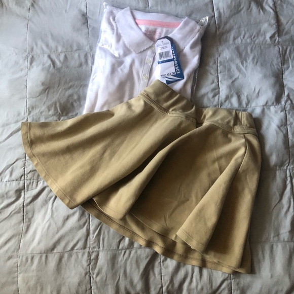 School Uniforms Skort - Picture 2 of 7